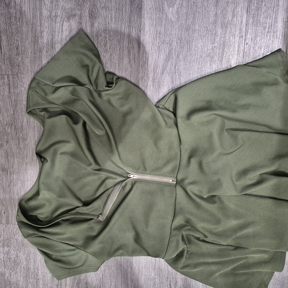 SHEIN Asymmetrical Green Puff Sleeve Blouse